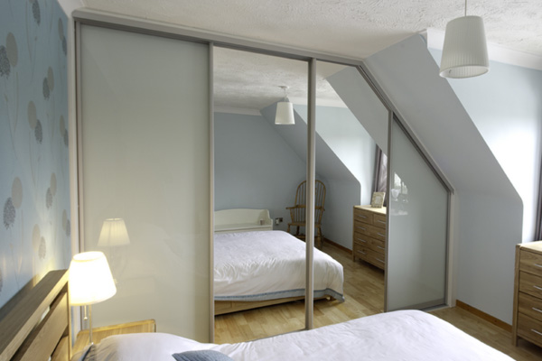 glass and mirrored sliding wardrobe