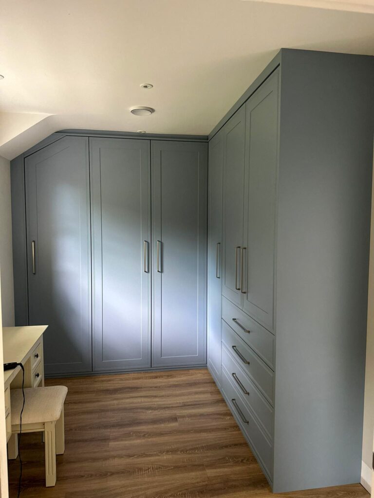 alternative angle hinge wardrobe