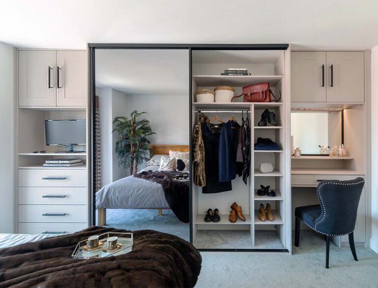 mirror and hinge sliding wardrobe